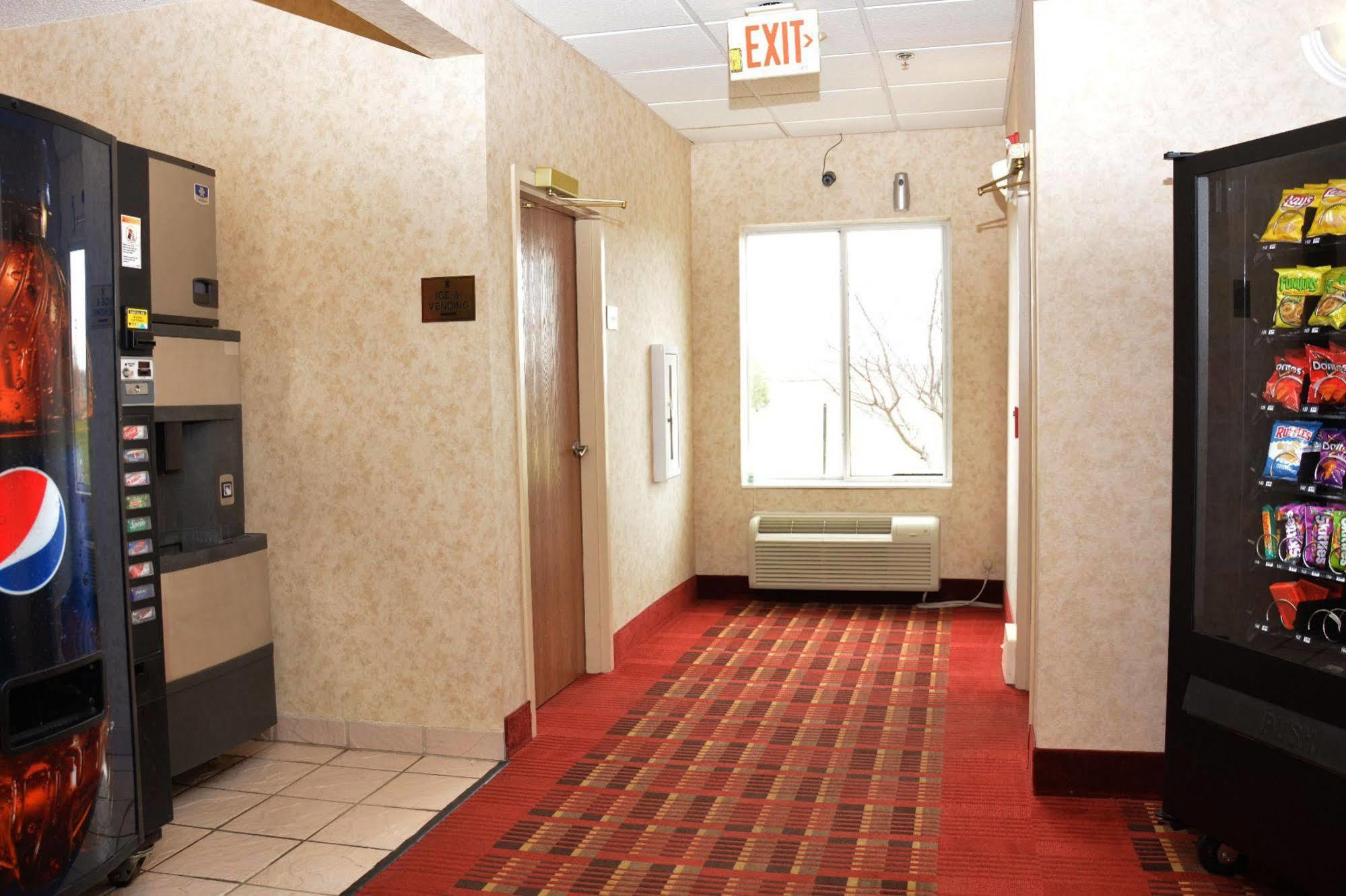 Hotel Super 8 By Wyndham Corydon Extérieur photo
